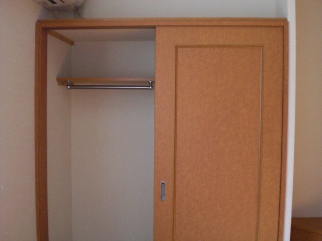 その他部屋・スペース　クローゼット付きで収納もばっちり。