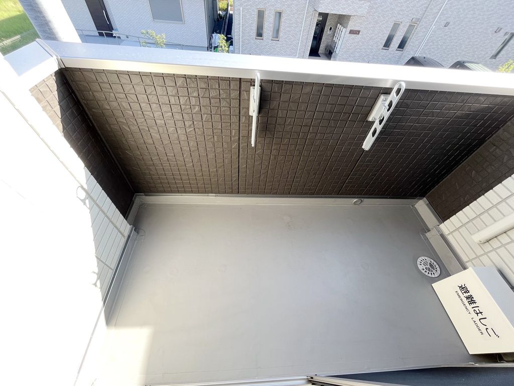 バルコニー　バルコニー