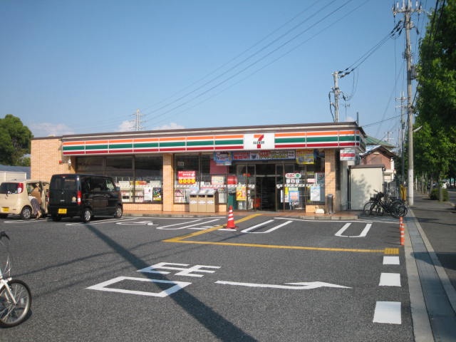 コンビニ　セブンイレブン泉佐野中庄店（コンビニ）まで363m