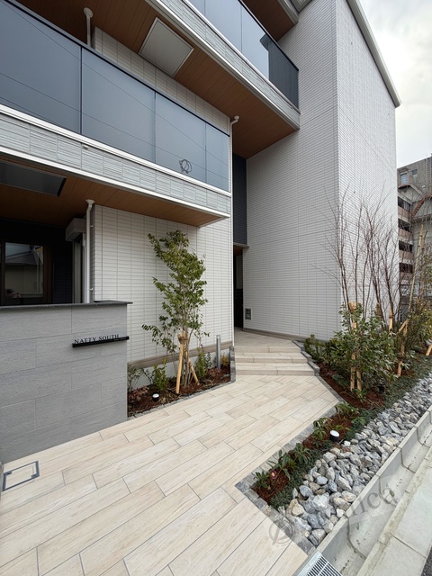 エントランス　オートロック・宅配ボックス便利です♪♪