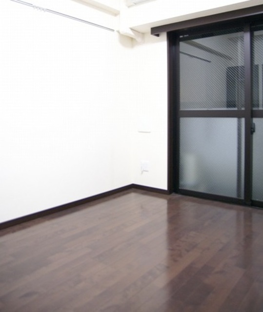 居室・リビング　室内