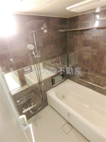 バス・シャワールーム　追焚+浴室乾燥機付きのバスルーム　お風呂