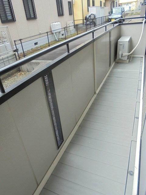 バルコニー　画像は102号室です（参考）