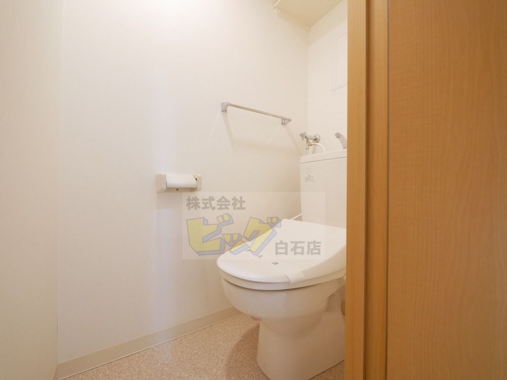 トイレ　ウォシュレット完備しています♪