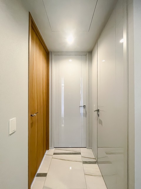 玄関　※写真は同タイプ住戸です。