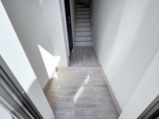 玄関　玄関（イメージ）