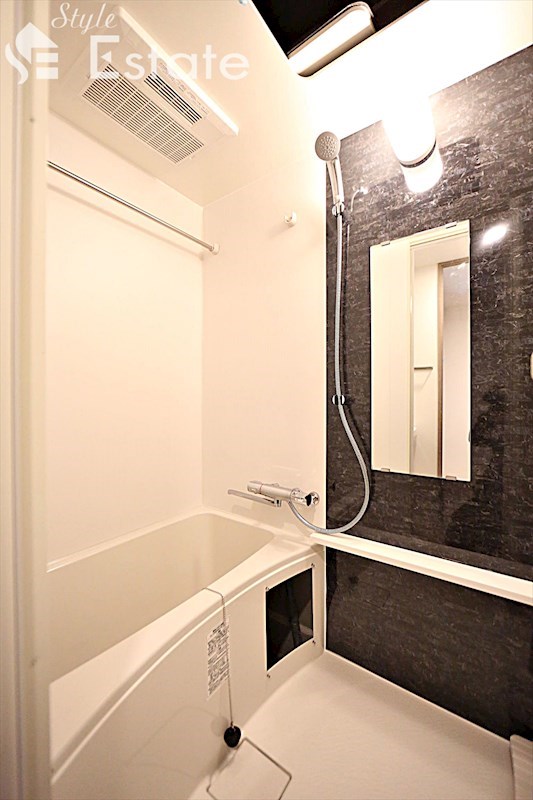 バス・シャワールーム　風呂