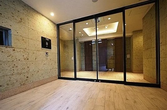 セキュリティ　☆オートロック完備☆