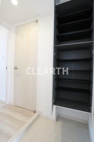 収納　ログ代々木