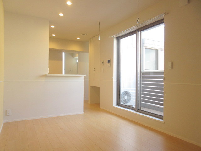 居室・リビング　★明るい綺麗なリビング★