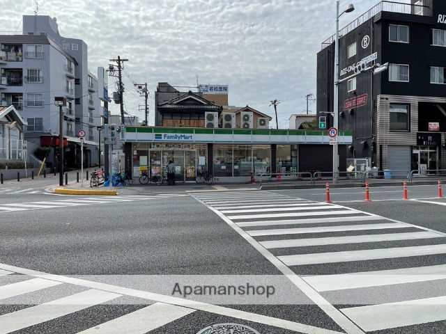 コンビニ　ファミリーマート（コンビニ）まで255m