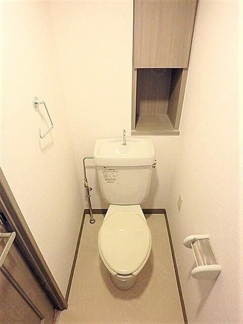 トイレ　（別タイプ参考写真）藤和シティスクエア練馬　練馬区練馬３