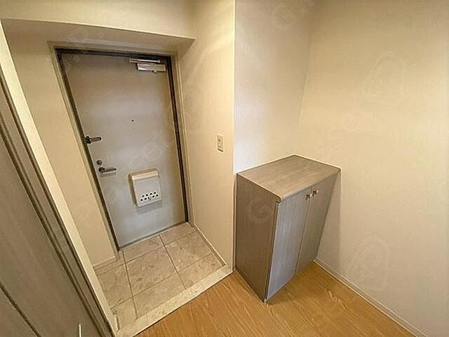 玄関　（別タイプ参考写真）藤和シティスクエア練馬　練馬区練馬３