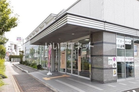 銀行　十八親和銀行日野支店（銀行）まで599m