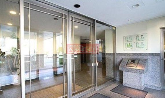 ロビー　エントランス