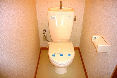 トイレ　入居時に新品ウォシュレットつけます