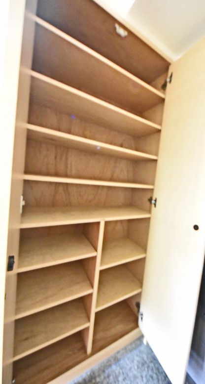 収納　シューズボックス