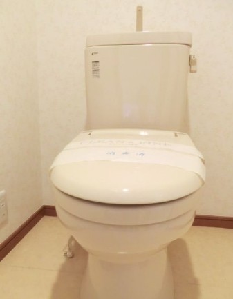 トイレ　※別部屋参考写真