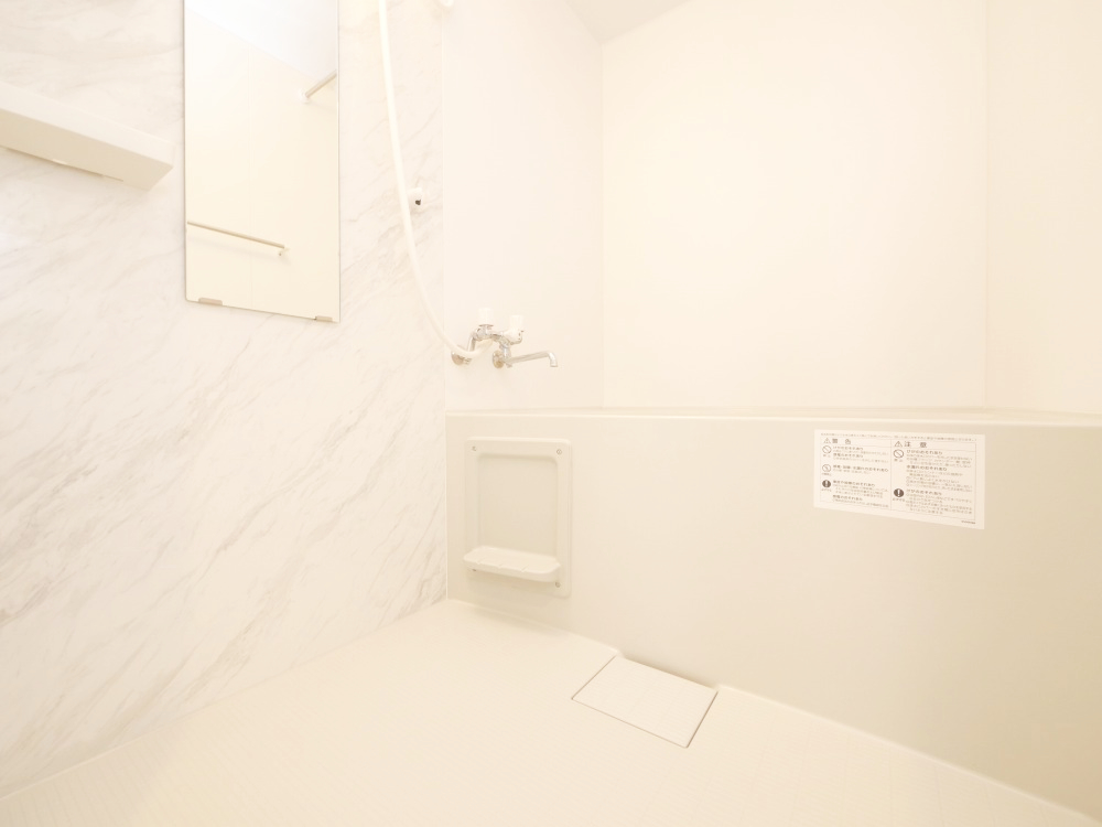 バス・シャワールーム　きれいなお風呂で快適バスタイム♪