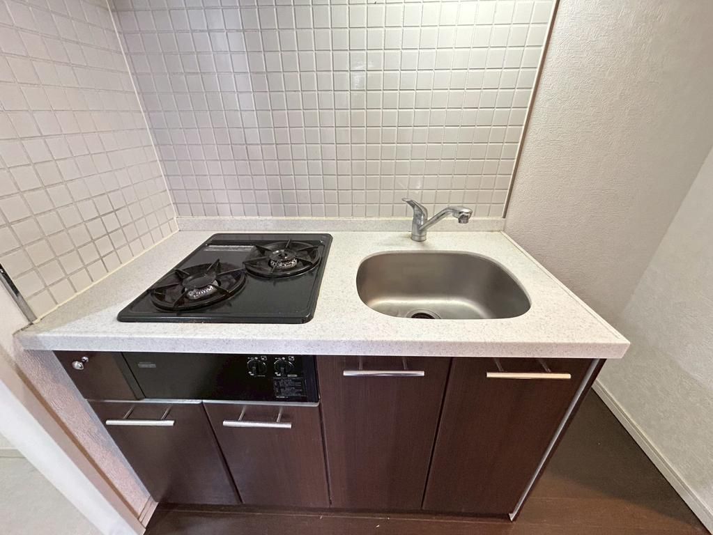 キッチン　※別部屋写真参照