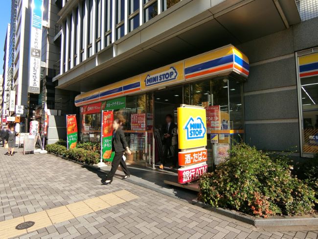 コンビニ　ミニストップ 神田美土代町店（コンビニ）まで544m