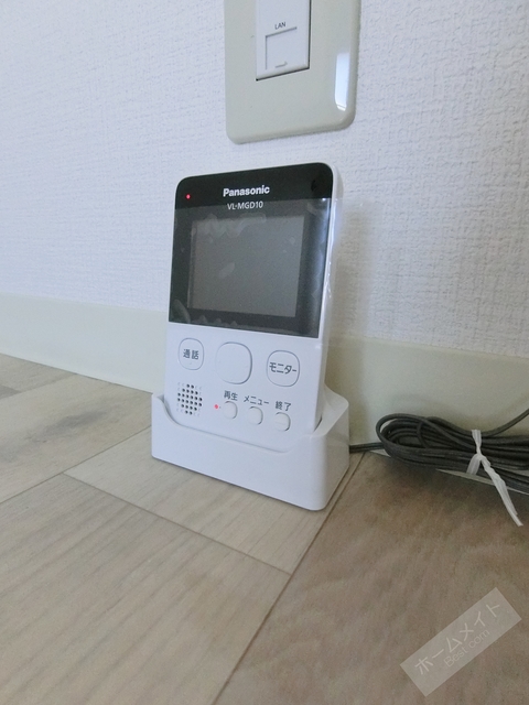 セキュリティ　カラーモニターホンで来訪者を確認できます♪