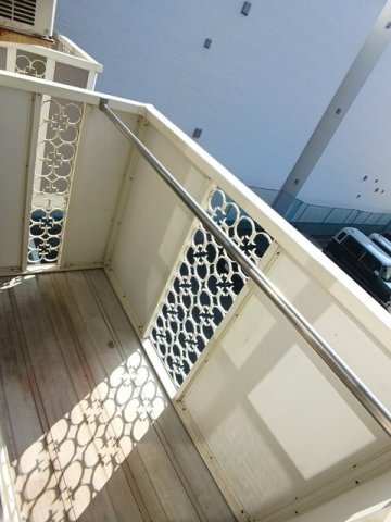 バルコニー　バルコニーがあります