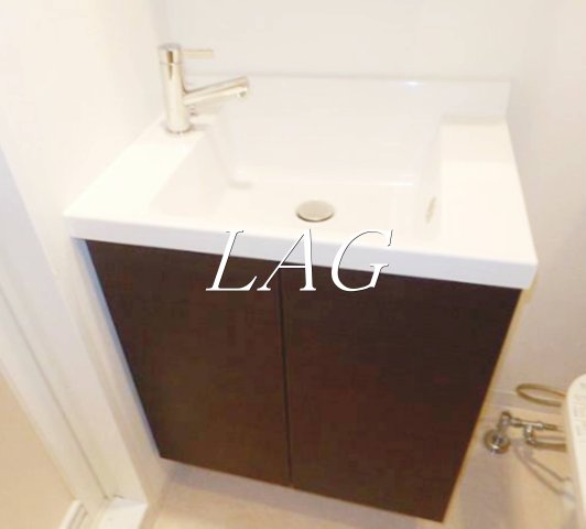 洗面設備　洗面台です。