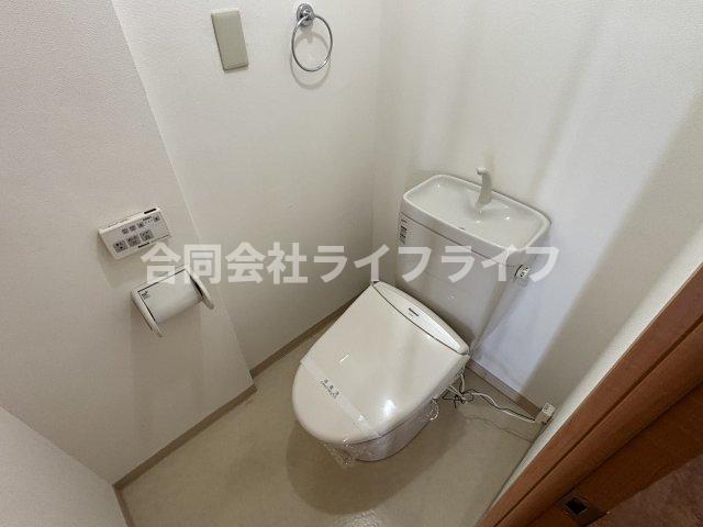 トイレ　ゆったりとした空間のトイレです
