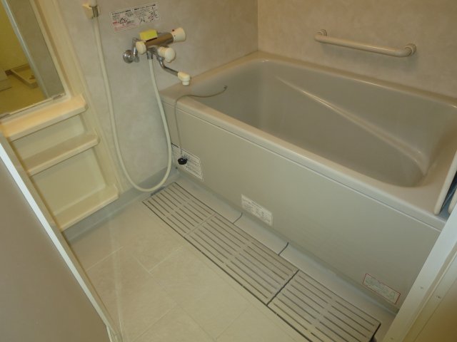 バス・シャワールーム　写真は902号室、参考写真になります