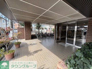 エントランス　エントランス