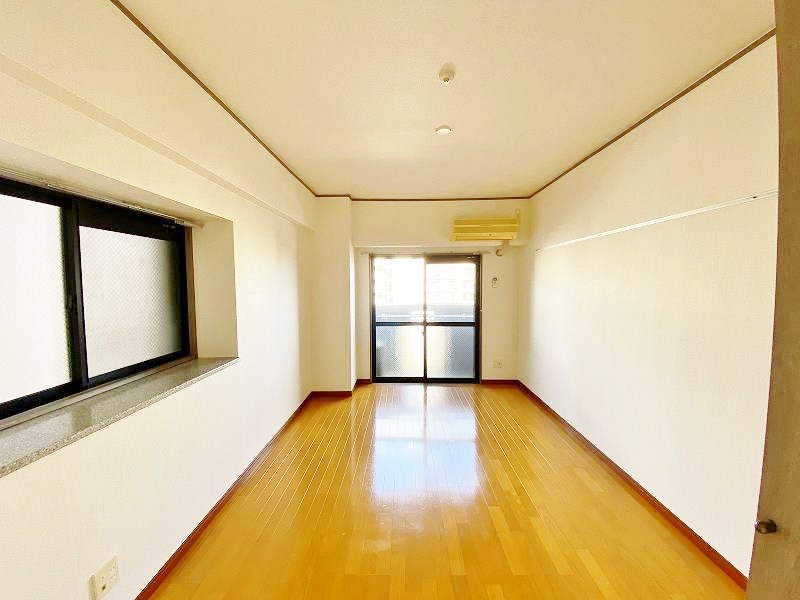 居室・リビング　★洋室8帖★