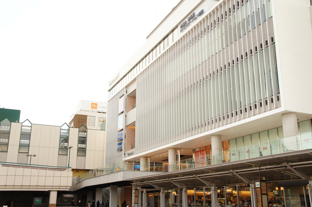 ショッピングセンター　Coconeri（ショッピングセンター）まで478m