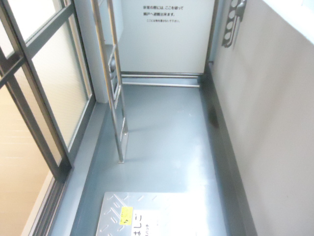 バルコニー　バルコニー