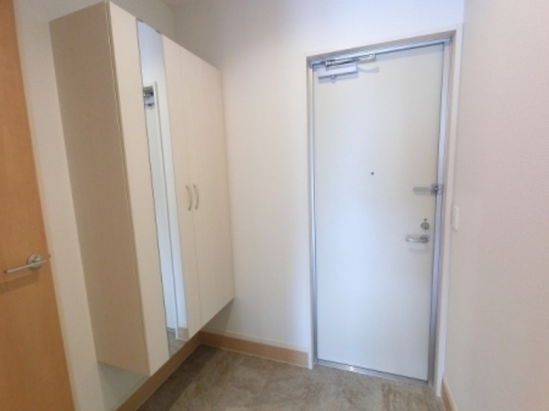 玄関　図面と現状に相違がある場合には現状を優先