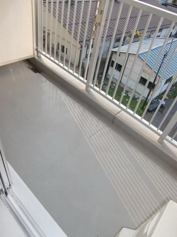 バルコニー　洗濯物もしっかり干せます。