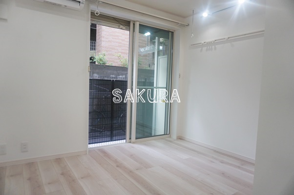 居室・リビング　開放感のあるゆったりとしたお部屋です♪