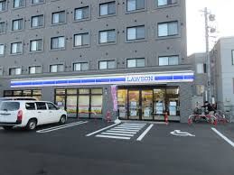 コンビニ　ローソン札幌月寒西2条八丁目店（コンビニ）まで308m