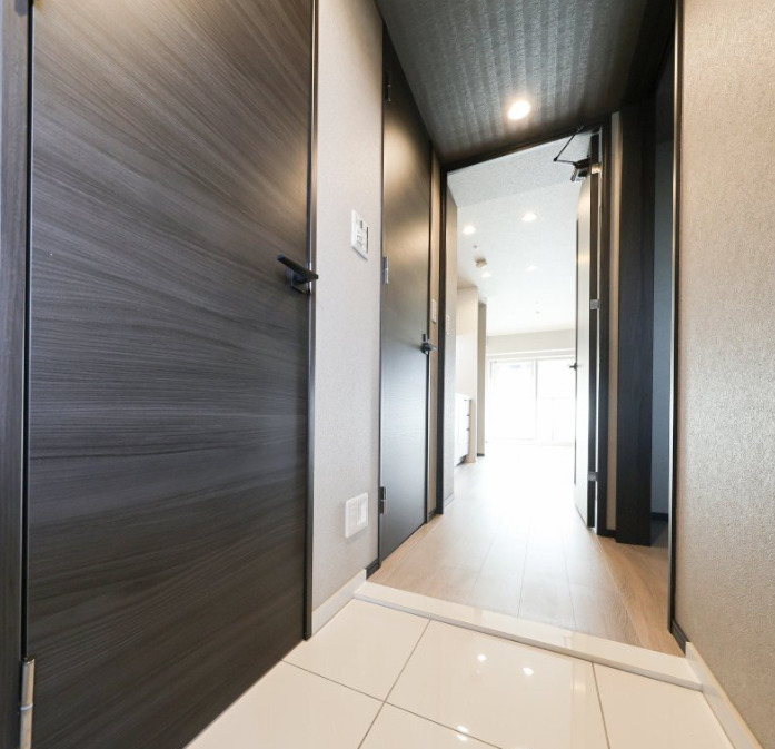 玄関　※参考写真