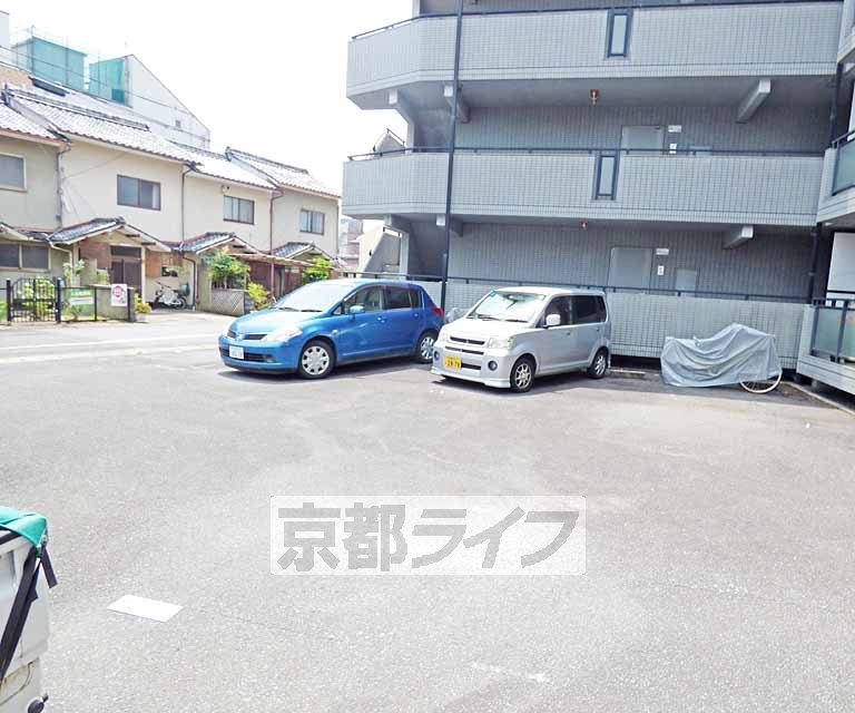 駐車場　駐車場です。