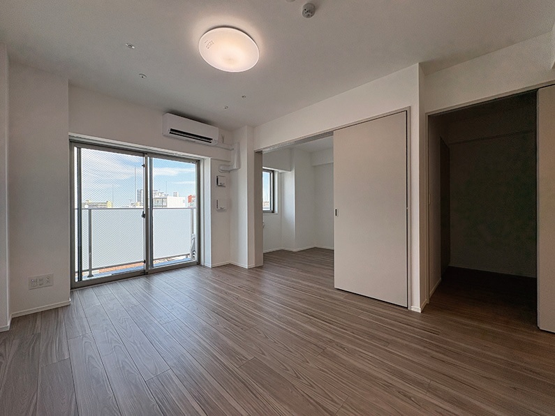 居室・リビング　落ち着いた綺麗なお部屋です♪