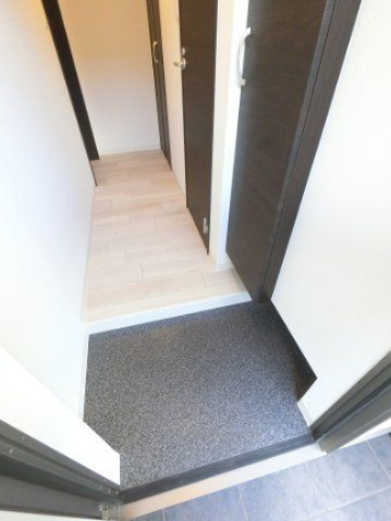 玄関　※同タイプ・同施工会社写真