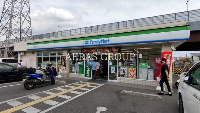 コンビニ　ファミリーマート川越今成四丁目店（コンビニ）まで450m