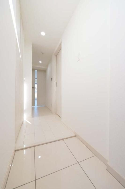 玄関　物件画像