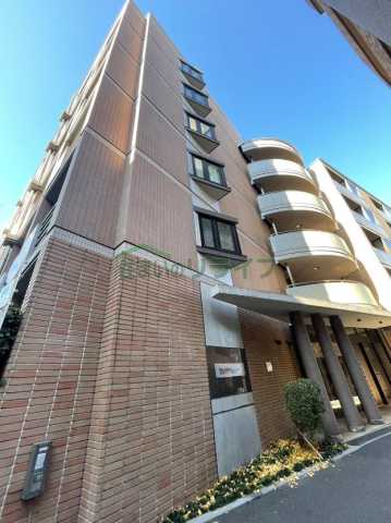 建物外観　リライフ下北沢店