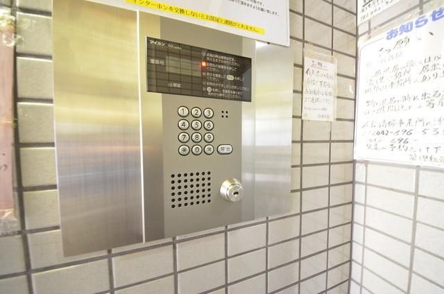 エントランス　♪オートロック♪