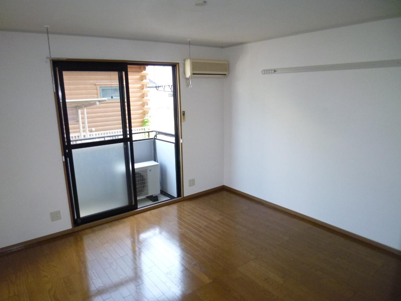 居室・リビング　洋室8帖＾＾