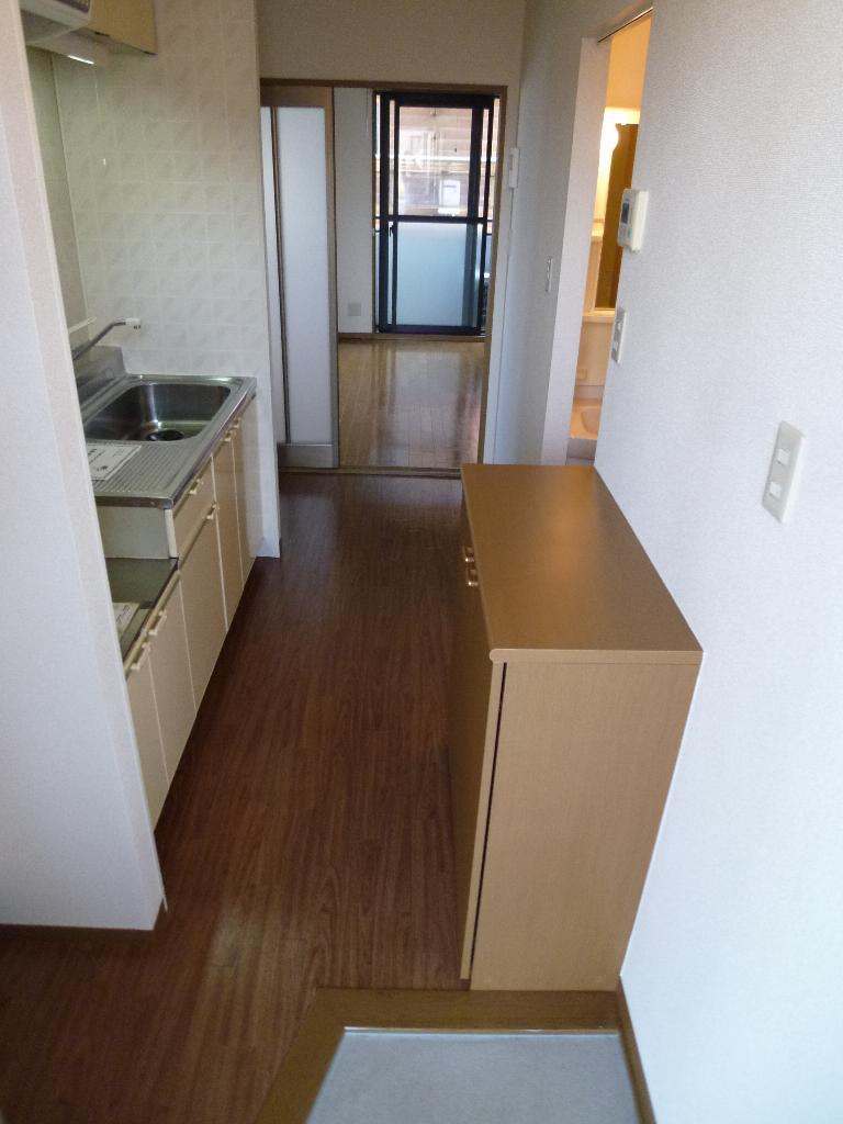 玄関　玄関から見たお部屋★