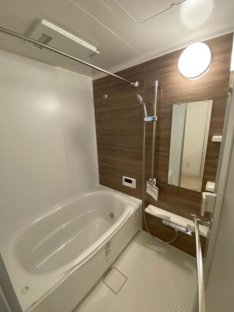 バス・シャワールーム　※写真は同タイプ住戸です。