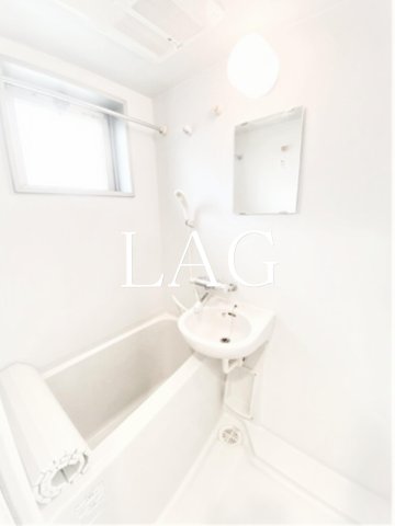 バス・シャワールーム　お風呂です。